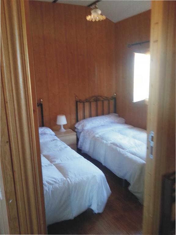 Bungalow Perotonar Ideal Para Familia Con Ninos Ла-Пуэбла-де-Касалья Экстерьер фото